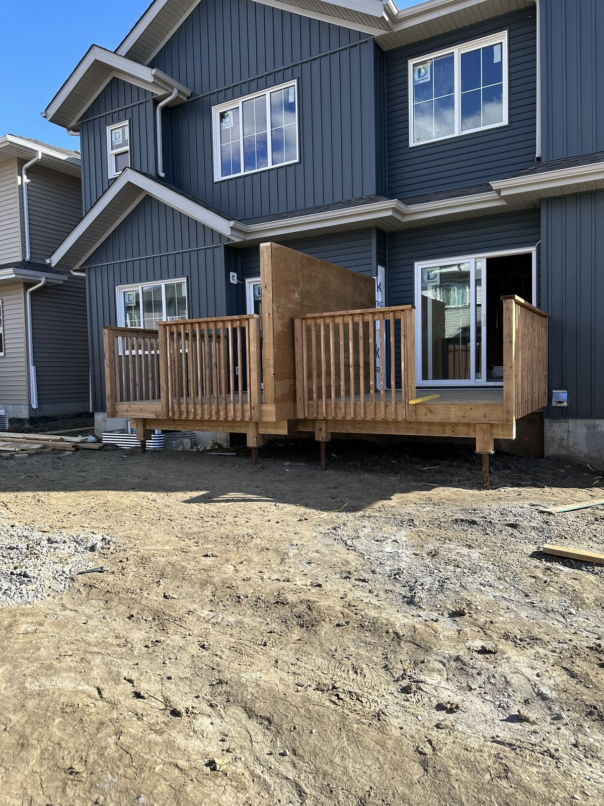 Finished custom deck Edmonton — TrueBlue Builders